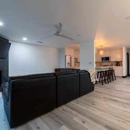 Modern San Pedro Home Los Angeles Exterior photo