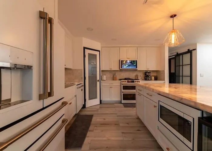 Modern San Pedro Home