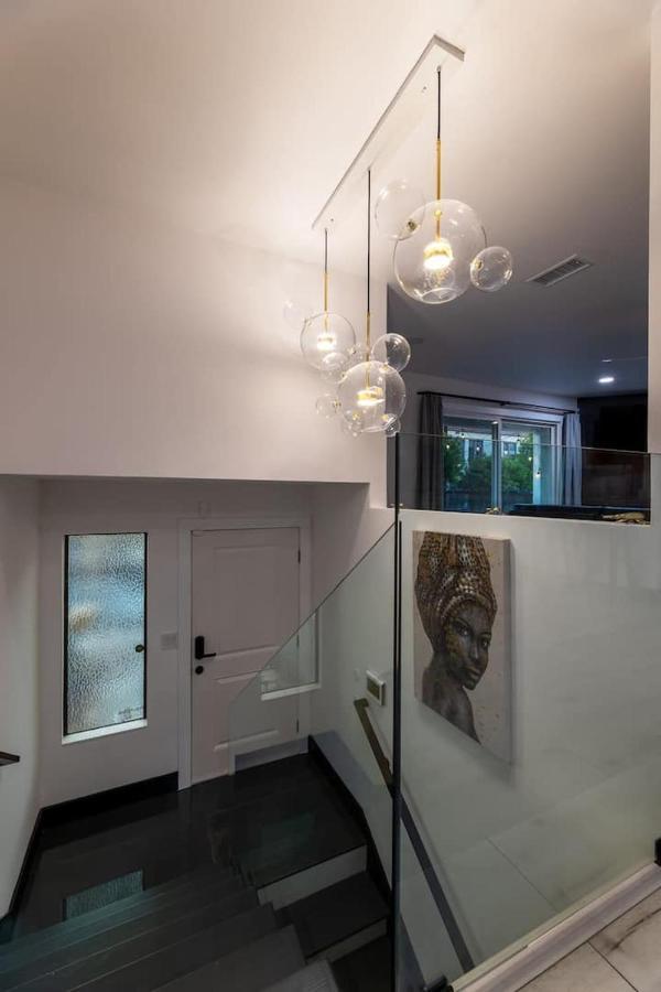 Modern San Pedro Villa